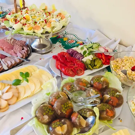 Pod Starą Skocznią Nocleg ze śniadaniem 3*