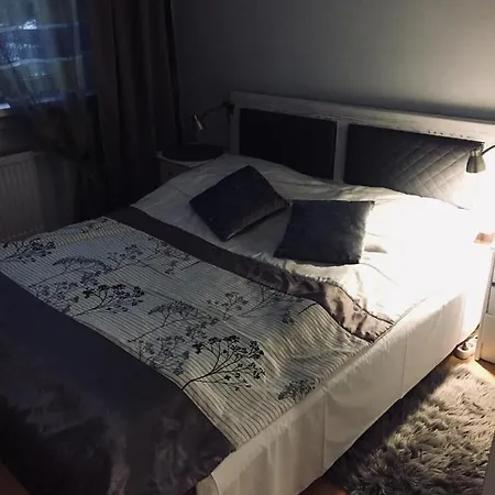 Pod Starą Skocznią Nocleg ze śniadaniem *